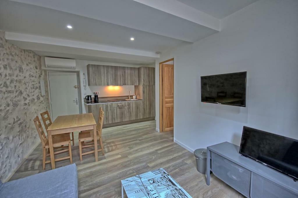 102-Appartement Refait A Neuf Vieil Antibes Buitenkant foto